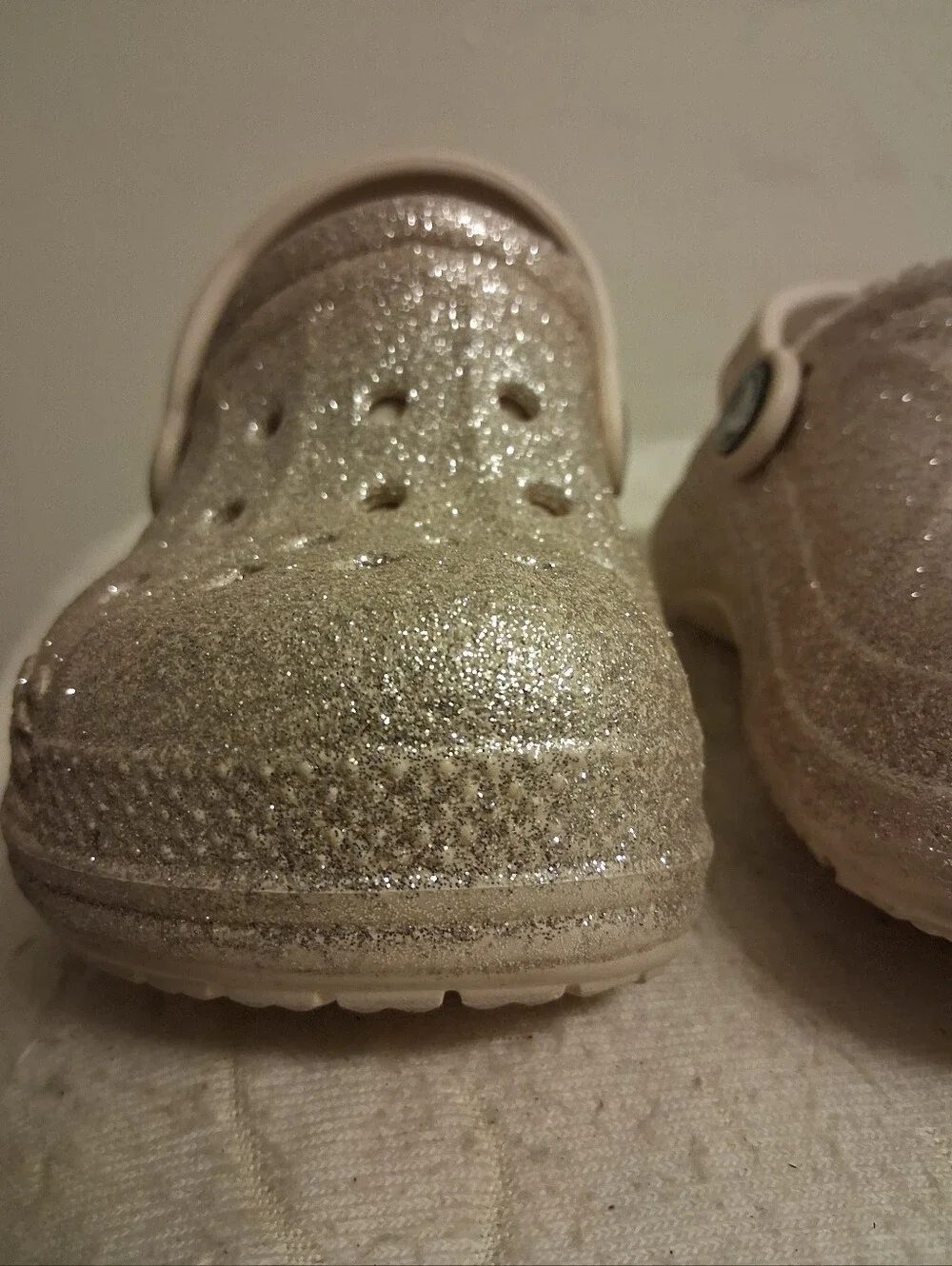 Kids Glitter Lined Clog - Cream/Sparkle Size C 7